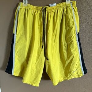 Nike dri-fit running shorts men’s size XL